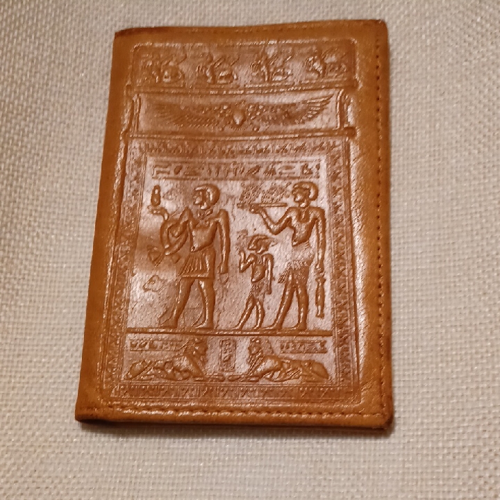 Vintage Embossed Tan Leather Card Holder